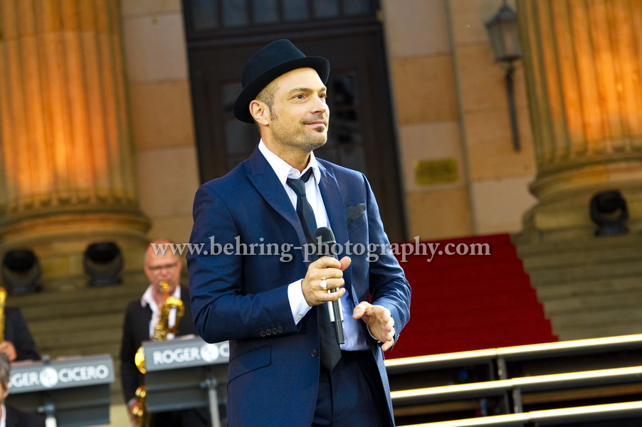 "CLASSIC OPEN AIR 2015 - Cicero sings Sinatra", Konzert auf dem Gendarmenmarkt, Berlin, 06.07.2015