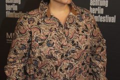 Sara Fazilat, "MAMBO MATERNICA",  Photo Call zur Premiere und Festival-Eröffnung, achtung berlin filmfestival, Colosseum, Berlin, 15.04.2026