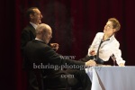 Peter Kremer (Thomas Mann), Imogen Kogge (Katia Mann / Therese Giehse), Boris Aljinović (Klaus Mann), "Amazing Family", Renaissance-Theater, Berlin, Fotoprobe am 24.06.2021 (Premiere am 27.06.2021),