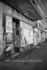 "Sonntag in der Stadt", ehem. Apotheke in der Hasenheide / Ecke Herrmannstraße, Fahrradtour am Sonntag durch Kreuzberg, Neukoelln, Tempelhof, Mitte, Berlin am 02.08.2015 [Photo: Christian Behring]