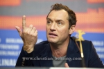 Jude Law (Schauspieler/ Actor), attends the "GENIUS " - press conference at the 66th Berlinale, Berlin 16.02.16 [Photo: Christian Behring]