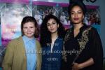 Hauptdarstellerinnen Lisa Hrdina, Safak Sengül, Jane Chirwa, "CLASHING DIFFERENCES", Photo Call am Al Catzone am Mehringplatz zur Berlin-Preview im Open Air-Kino am Mehringplatz, Berlin, 29.07.2023