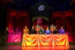 Boris Aljinovic (Wodsworth), Johanna Asch (Yvette), Lilian Griebeit (statt Chiara Schoras als Madame Roth), Mackie Heilmann (Mrs. Peacock), Katharina Blaschke (Frau Weiß), Jörg Seyer (Oberst von Gotow), Max von Pufendorf (Professor Bloom), Mathias Britschgi (Mr. Green), Adisat Semenitsch (verschiedene), "CLUEDO - Das Mörderspiel", Fotoprobe am 14.03.2024 in der Komödie am Kurfürstendamm Potsdamer Platz, Berlin, Premiere: 17.03.2024