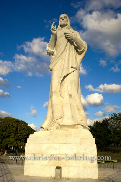 "Cristo de la habana" ( Statue des cubanischen Kuenstlers Jilma Madera), Casablanca, Havanna, Cuba, 27.01.2015 [(c) Christian Behring, www.christian-behring.com]