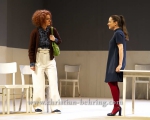 "Der Vater", Mit Anna Thalbach, Nadine Schori, Fotoprobe im Renaissance-Theater am 29.09.2016 in Berlin, Deutschland, [POP-EYE uebernimmt keine Haftung bei einer evtl. Verletzung Rechte Dritter! Weitergabe an Dritte nicht erlaubt. Das Foto ist ein Lichtbildwerk i.S.v. Paragraph 2 Absatz 1 Ziffer 5 UrhRG, Es gelten unsere AGB. Nur redaktionelle Nutzung, Nutzung Honorar-& MwSt. pflichtig! Geschäftsbedingungen des Bestellers, die von diesen AGB abweichen, werden nicht anerkannt und auch dann nicht Vertragsinhalt,wenn ihnen nicht ausdrücklich widersprochen worden ist! POP-EYE, Brigitte Heinrich, www.POP-EYE.de]