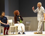 "Der Vater", Mit Walter Kreye, Anna Thalbach, Nadine Schori, Fotoprobe im Renaissance-Theater am 29.09.2016 in Berlin, Deutschland, [POP-EYE uebernimmt keine Haftung bei einer evtl. Verletzung Rechte Dritter! Weitergabe an Dritte nicht erlaubt. Das Foto ist ein Lichtbildwerk i.S.v. Paragraph 2 Absatz 1 Ziffer 5 UrhRG, Es gelten unsere AGB. Nur redaktionelle Nutzung, Nutzung Honorar-& MwSt. pflichtig! Geschäftsbedingungen des Bestellers, die von diesen AGB abweichen, werden nicht anerkannt und auch dann nicht Vertragsinhalt,wenn ihnen nicht ausdrücklich widersprochen worden ist! POP-EYE, Brigitte Heinrich, www.POP-EYE.de]