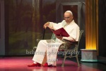 Walter Kreye (Papst Benedikt XVI), "Die Zwei Päpste", Fotoprobe am 28.03.2022 im Renaissance Theater, Premiere am 02.04.2022