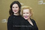 Sunnyi Melles mit Tochter Leonille Wittgenstein, "EUROPEAN FILM AWARDS Berlin 2026", Photo Call im Haus der Kulturen der Welt, Berlin, 17.01.2026