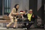 Aljoscha Stadelmann (Bernhard), Harald Schrott (Der Mann), "EINSZWEIUNDZWANZIG VOR DEM ENDE" (Deutschsprachige Erstaufführung), Fotoprobe am 02.06.2023 im Renaissance-Theater, Berlin, Premiere: 04.06.2023