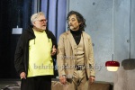 Aljoscha Stadelmann (Bernhard), Harald Schrott (Der Mann), "EINSZWEIUNDZWANZIG VOR DEM ENDE" (Deutschsprachige Erstaufführung), Fotoprobe am 02.06.2023 im Renaissance-Theater, Berlin, Premiere: 04.06.2023