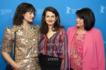 Friederike Becht (Darstellerin Nina), Regisseurin und Ko-Autorin Tanja Egen, Marion Ottschick (Darstellerin Konnie), "GERANIEN", Weltpremiere im Rahmen der 73. Internationale Filmfestspiele Berlin Sektion "Perspektive Deutsches Kino", Kino International, Berlin, 20.02.2023