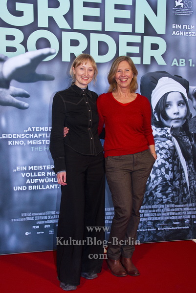 Emilia und Mutter Petra Zieser, "GREEN BORDER", Premiere im DELPHI FILMPALAST, Berlin, 30.01.2024
