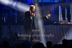 "Roland Kaiser", Konzert im Rahmen der "Stromaufwaerts - Kaiser singt Kaiser"-Tour in der Mercedes-Benz Arena, Berlin, 01.12.2018, (Aufzeichnung fuer rbb: Am Freitag, 28. Dezember 2018 um 20.15 Uhr im rbb Fernsehen)