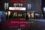 "LEGAL AFFAIRS, Dreharbeiten am Kurfuerstendamm 211, Cinema Paris, Szene: Roter Teppich zur Premiere des neuen Films "Bei Mama schmeckt`s am Besten 2", Berlin, 11.12.2020