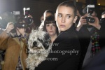 "LDS", Foto vom Filmset, Szene: Marvin und Semmi, (seine Managerin kommen vor seinem Haus an und werden von der Presse belagert, Dreharbeiten am Potsdamer Platz, Berlin, 30.04.2021