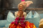 Anna Thalbach, "MARIE-ANTOINETTE oder Kuchen für alle!", Fotoprobe am 27.10.22 in der Komödie am Kurfürstendamm im Schiller Theater, Premiere am 31.10.2022