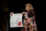 Max von Pufendorf als Kardinal, "MARIE-ANTOINETTE oder Kuchen für alle!", Fotoprobe am 27.10.22 in der Komödie am Kurfürstendamm im Schiller Theater, Premiere am 31.10.2022