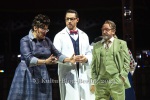 Andreja Schneider (Emma Puhlmann), Theo Rüster (Inge), Thorsten Merten (Robert Kuckuck), "MESSESCHLAGER GISELA", Komische Oper im Zelt am Roten Rathaus, Berlin, Premiere: 08.06.2024