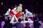 Thorsten Merten (Robert Kuckuck), "MESSESCHLAGER GISELA", Komische Oper im Zelt am Roten Rathaus, Berlin, Premiere: 08.06.2024