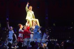 Thorsten Merten (Robert Kuckuck), "MESSESCHLAGER GISELA", Komische Oper im Zelt am Roten Rathaus, Berlin, Premiere: 08.06.2024