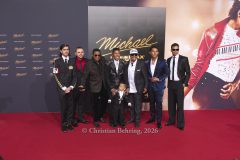 Bigi Jackson, Prince Jackson, Jackie Jackson, Jermaine Jackson, Marlon Jackson und Jermajesty Jackson und Randy Jackson Jr., "MICHAEL", Internationale Premiere und Global Fan Celebration, Uber Platz, Berlin, 10.04.2026