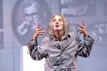 Jytte-Merle Böhrnsen (Münchhausen), "MÜNCHHAUSEN - ODER FREUDS LETZTE REISE", Komödie am Kurfürstendamm im Schiller Theater, Premiere am 25.09.2022