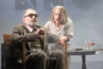 Jytte-Merle Böhrnsen (Münchhausen), Matthias Freihof (Freud), "MÜNCHHAUSEN - ODER FREUDS LETZTE REISE", Fotoprobe am 20.09.2022 in der Komödie am Kurfürstendamm im Schiller Theater, Premiere am 25.09.2022