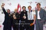 Die Preisträger MODERAT ( Sebastian Szary, Gernot Bronsert, Sascha Ring), Die Laudatoren FAST BOY ( Felix und Lukas Hain),  "Deutscher Musikautorenpreis 2024", Roter Teppich zur Preisverleihung, Ritz Carlton, Berlin, 08.02.2024