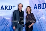 "OLYMPIA 2018", Photo call zm Olympia-Programm von ARD und ZDF, ARD-Team mit Volker Herres, Axel Balkausky, Wolf-Dieter Jacobi, Raiko Richter, Gerhard Delling, Jessy Wellmer, Stephanie Mueller-Spira, Katarina Witt, Peter Schlickenrieder, Maria Hoefl-Riesch, Mathias Mester, Niko Kappel, Hajo Seppelt, Dieter Thoma , Radisson Blu Hotel, Berlin, 12.12.2017,