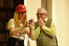 Joachim Krol (Wolfgang), Christin Nichols (Helena), "Sophia oder das Emde der Humanisten", Deutsche Erstaufführung, Fotoprobe am 11.03.2026 im Renaissance Theater, Berlin, Premiere am 15.03.2026