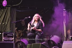 Uwe Hassbecker, "SILLY mit Julia Neigel und Very Special Guest Toni Krahl", Konzert im Rahmen der "elektroAkustik – Open Air Tour" im Waschhaus - Open Air in Potsdam am 17.07.2026