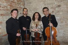 Timotej Willewaldt (Geige), Sebestyen Sztathatosz (Geige), Maria Ronchini (Viola), Pierluigi Ruggiero (Cello, Künstlerischer Leiter), "La musica italiana - 200 Jahre Leidenschaft und Sehnsucht mit dem Ensemble SineQuaNon Berlin", Photo Call zu den Konzerten am 09. + 10.05.2026 im Kühlhaus Berlin und im Konzerthaus Am Gendarmenmarkt, Berlin, 09.05.2026