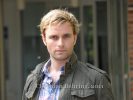 Jonas Laux, Set "SOKO Wismar", Berlin-Wannsee, Photocall, [POP-EYE uebernimmt keine Haftung bei einer evtl. Verletzung Rechte Dritter! Weitergabe an Dritte nicht erlaubt. Das Foto ist ein Lichtbildwerk i.S.v. Paragraph 2 Absatz 1 Ziffer 5 UrhRG, Es gelten unsere AGB. Nur redaktionelle Nutzung, Nutzung Honorar-& MwSt.pflichtig!  Bankverbindung: POP-EYE, Brigitte Heinrich, SEB Bank AG, Kto. 2717248900, BLZ 10010111, Bic Code ESSEDE5F100, IbanNr 13 10010111 2717248900, Tel. 0179 453 7092, www.POP-EYE.de]