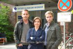 v.re.: Jonas Laux, Claudia Schmutzler, Florian Fitz, Set "SOKO Wismar", Berlin-Wannsee, Photocall,