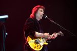 "STEVE HACKETT, Konzert im Rahmen der "Genesis Greats, Lamb Highlights & Solo"-Tour in der Uber Eats Music Hall, Berlin, 08.05.2025
