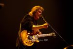 "STEVE HACKETT, Konzert im Rahmen der "Genesis Greats, Lamb Highlights & Solo"-Tour in der Uber Eats Music Hall, Berlin, 08.05.2025
