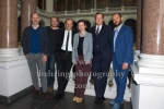 "Unterwerfung" (Verfilmung des Roman von Michel Houellebecq), Produzent Clemens Schaeffer, Kameramann Martin Farkas, Edgar Selge, rbb-Redakteurin Martina Zoellner, Matthias Brandt und Regisseur Titus Selge, Lichthof des Hauptgebaeudes der TU, Haupteingang Strasse des 17. Juni, Berlin, 23.10.2017,