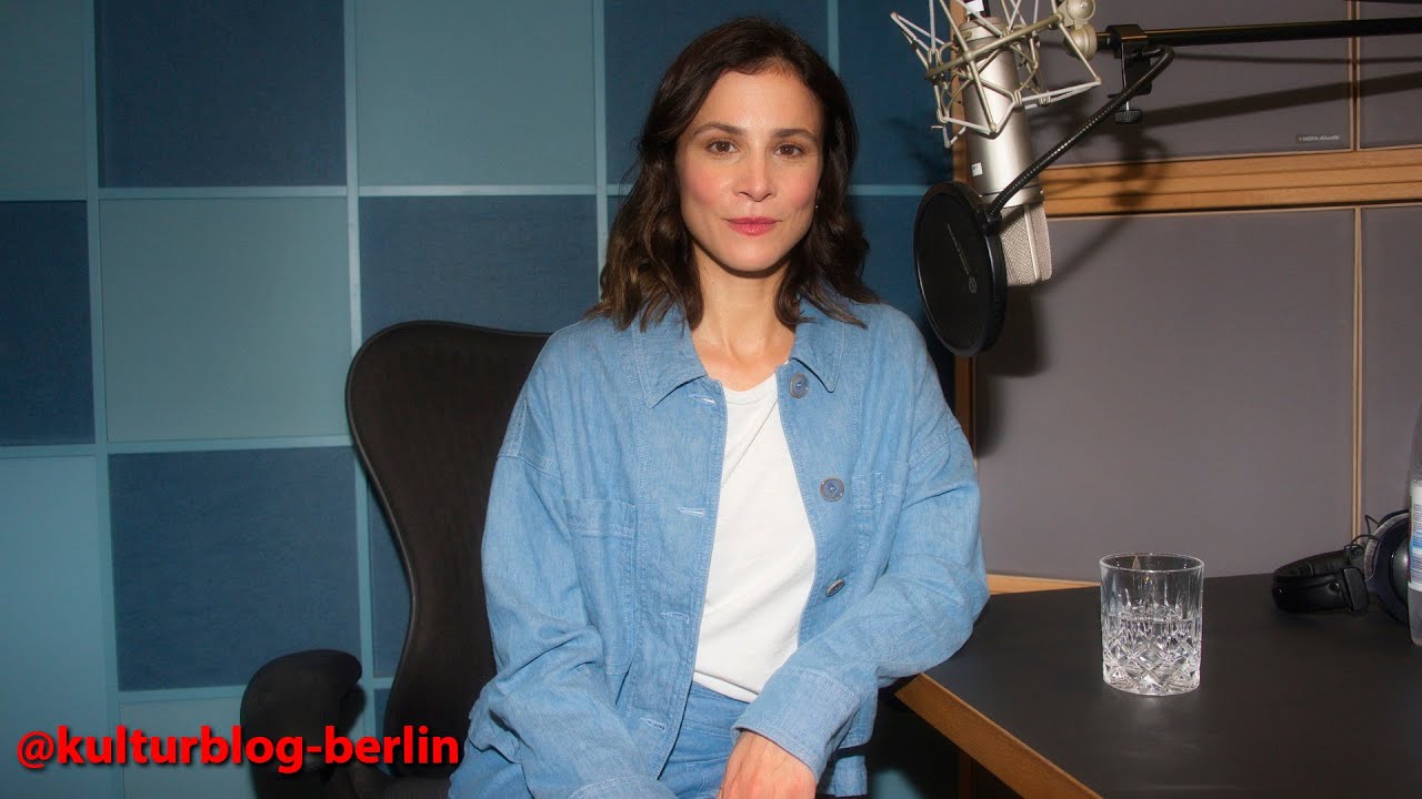 AylinTezelPortrait bei Audible