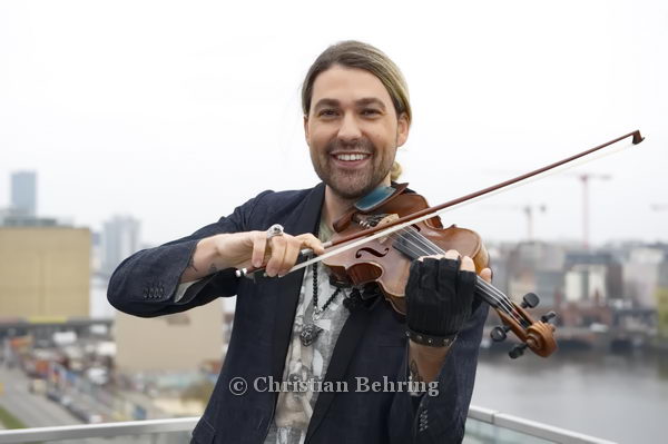 "David GARRETT", Photo Call und Presserunde zur neuen Tour "UNLIMITED - GREATEST HITS - LIVE 2019" (Tourstart am 04.05.2019 in Chemnitz), 260 Grad Bar, Mercedes Platz, Berlin, 21.03.2019
