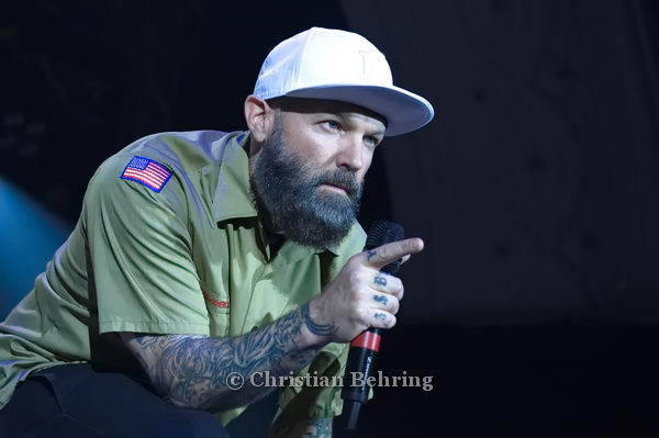 Fred Durst (Gesang), "LIMP BIZKIT"-Tour 2015, Konzert im Haus Auensee am 01.06.2015, in Leipzig, 